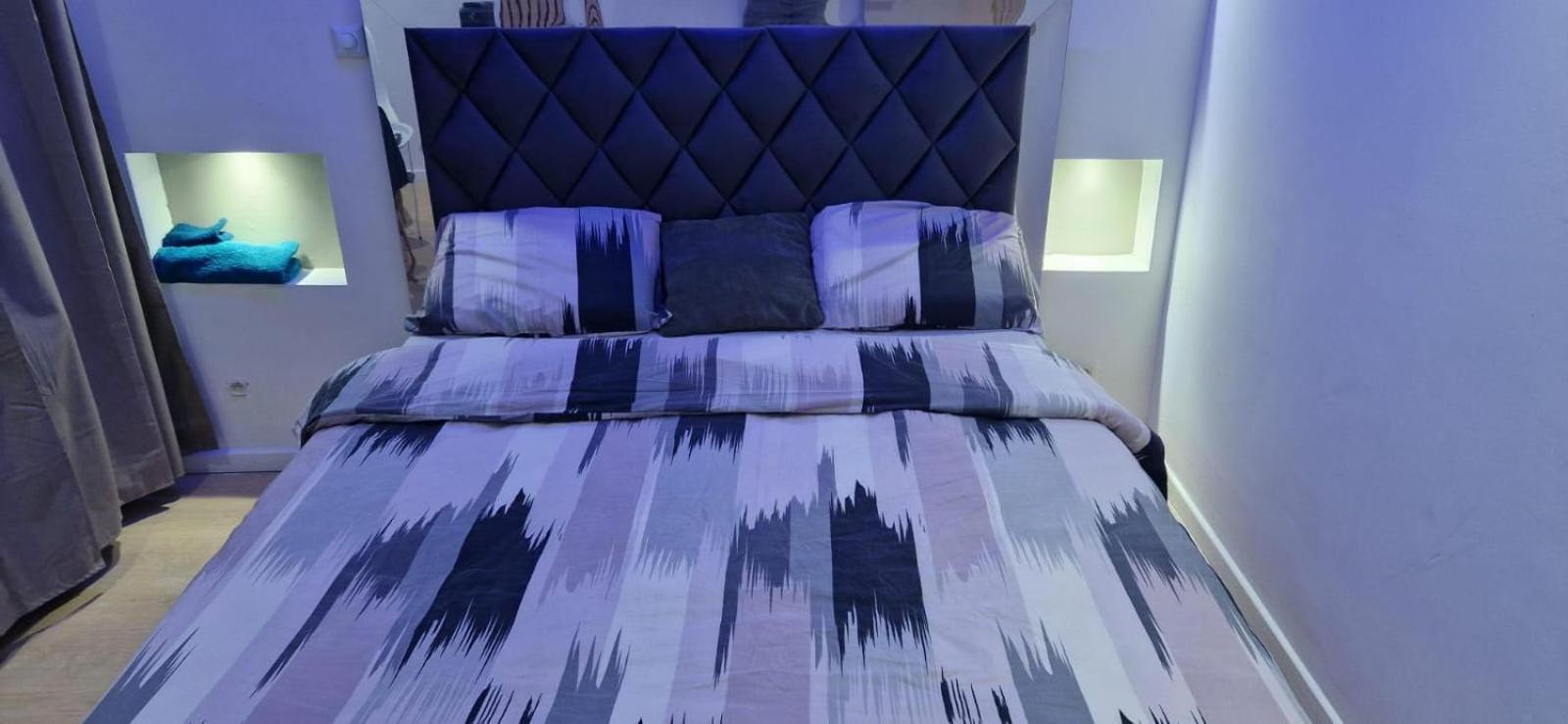 Ubuntu House - Charleroi Apartment ภายนอก รูปภาพ
