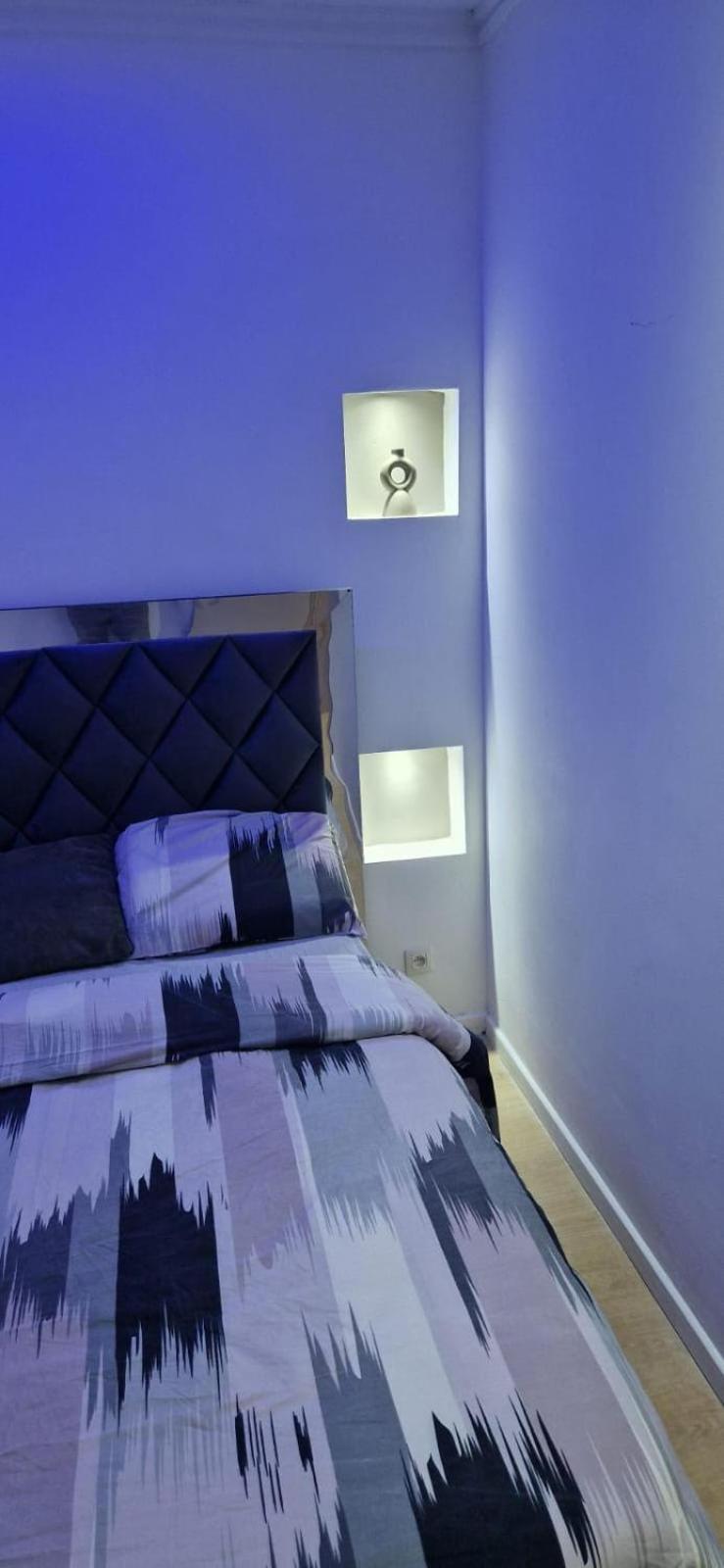 Ubuntu House - Charleroi Apartment ภายนอก รูปภาพ
