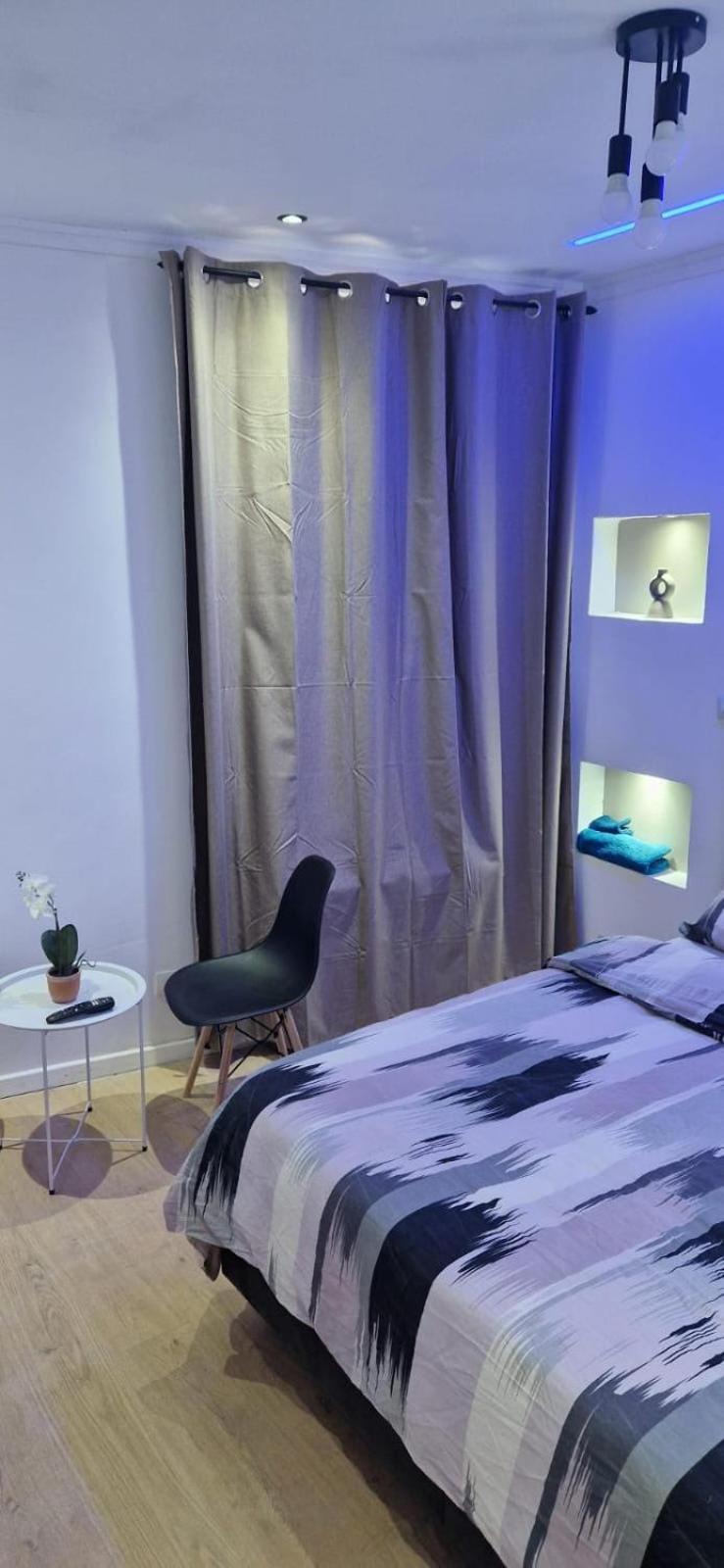 Ubuntu House - Charleroi Apartment ภายนอก รูปภาพ